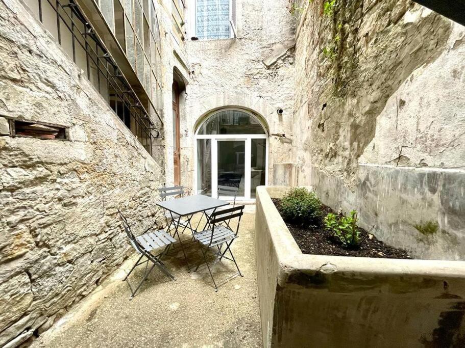 Le Patio - Renove Et Proche Lac Нантюа Екстериор снимка